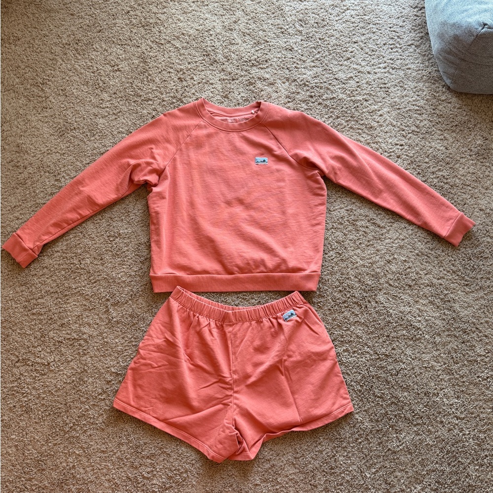 Patagonia Coral Sweat Set